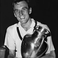 Fred Perry height profile photo