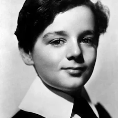 Freddie Bartholomew height profile photo