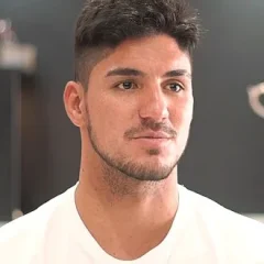Gabriel Medina height profile photo