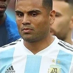 Gabriel Mercado height profile photo