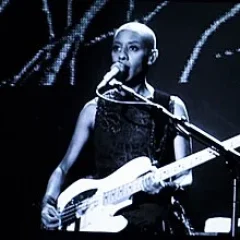 Gail Ann Dorsey height profile photo