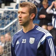 Gareth McAuley height profile photo