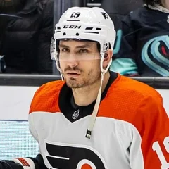 Garnet Hathaway height profile photo