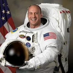 Garrett Reisman height profile photo