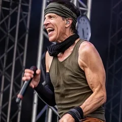 Gary Cherone height profile photo