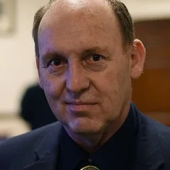 Gary Knopp height profile photo