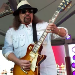 Gary Rossington height profile photo