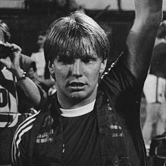 Gary Shaw (footballer, born 1961) height profile photo