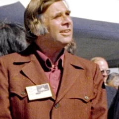 Gene Roddenberry height profile photo