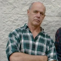 Geoffrey Lewis (actor) height profile photo