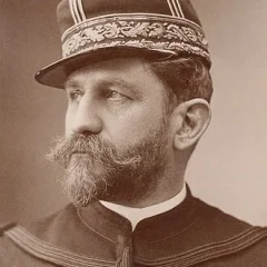 Georges Ernest Boulanger height profile photo