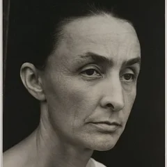 Georgia O'Keeffe height profile photo