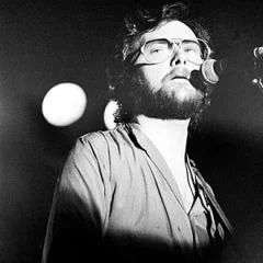Gerry Rafferty height profile photo