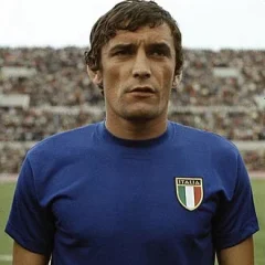 Gigi Riva height profile photo
