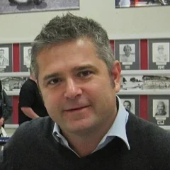 Gil de Ferran height profile photo