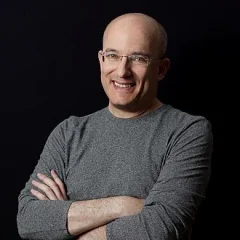 Gil Hovav height profile photo
