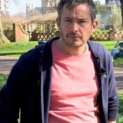 Giles Coren height profile photo