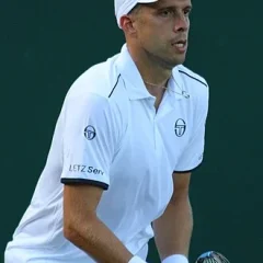 Gilles Müller height profile photo