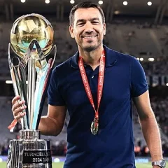 Giovanni van Bronckhorst height profile photo