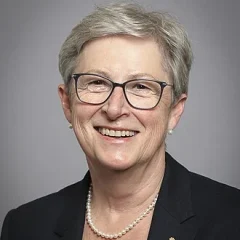 Gisela Stuart height profile photo