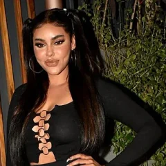 Gizele Thakral height profile photo