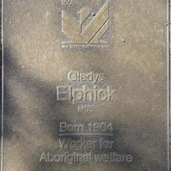 Gladys Elphick height profile photo