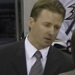 Glen Gulutzan height profile photo