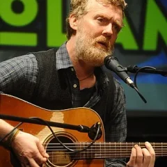 Glen Hansard height profile photo