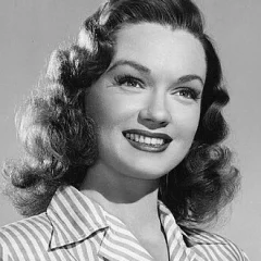 Gloria Henry height profile photo