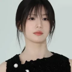 Go Youn-jung height profile photo