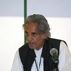 Gopaldas Neeraj height profile photo