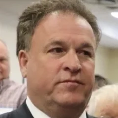 Gord Brown height profile photo
