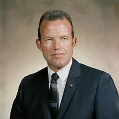Gordon Cooper height profile photo