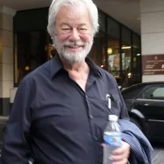 Gordon Pinsent height profile photo