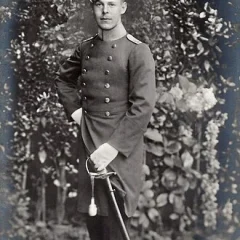 Gottfried, Prince of Hohenlohe-Langenburg height profile photo