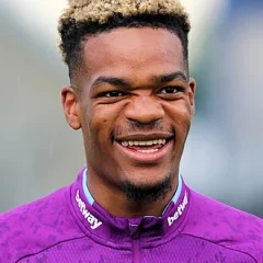 Grady Diangana height profile photo