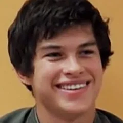 Graham Phillips (actor) height profile photo