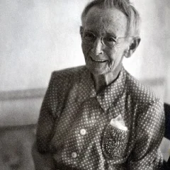 Grandma Moses height profile photo