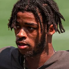 Greg Newsome II height profile photo