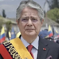 Guillermo Lasso height profile photo