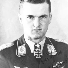 Günther Lützow height profile photo