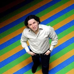 Gustavo Dudamel height profile photo