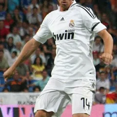 Guti height profile photo