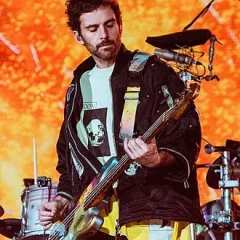 Guy Berryman height profile photo