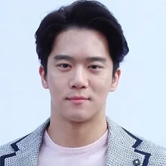 Ha Seok-jin height profile photo