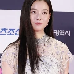 Han Hyo-joo height profile photo