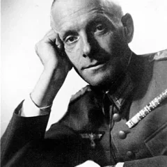 Hans Oster height profile photo