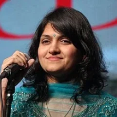 Harini (singer) height profile photo