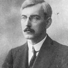 Harold Williams (linguist) height profile photo