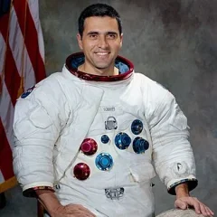 Harrison Schmitt height profile photo